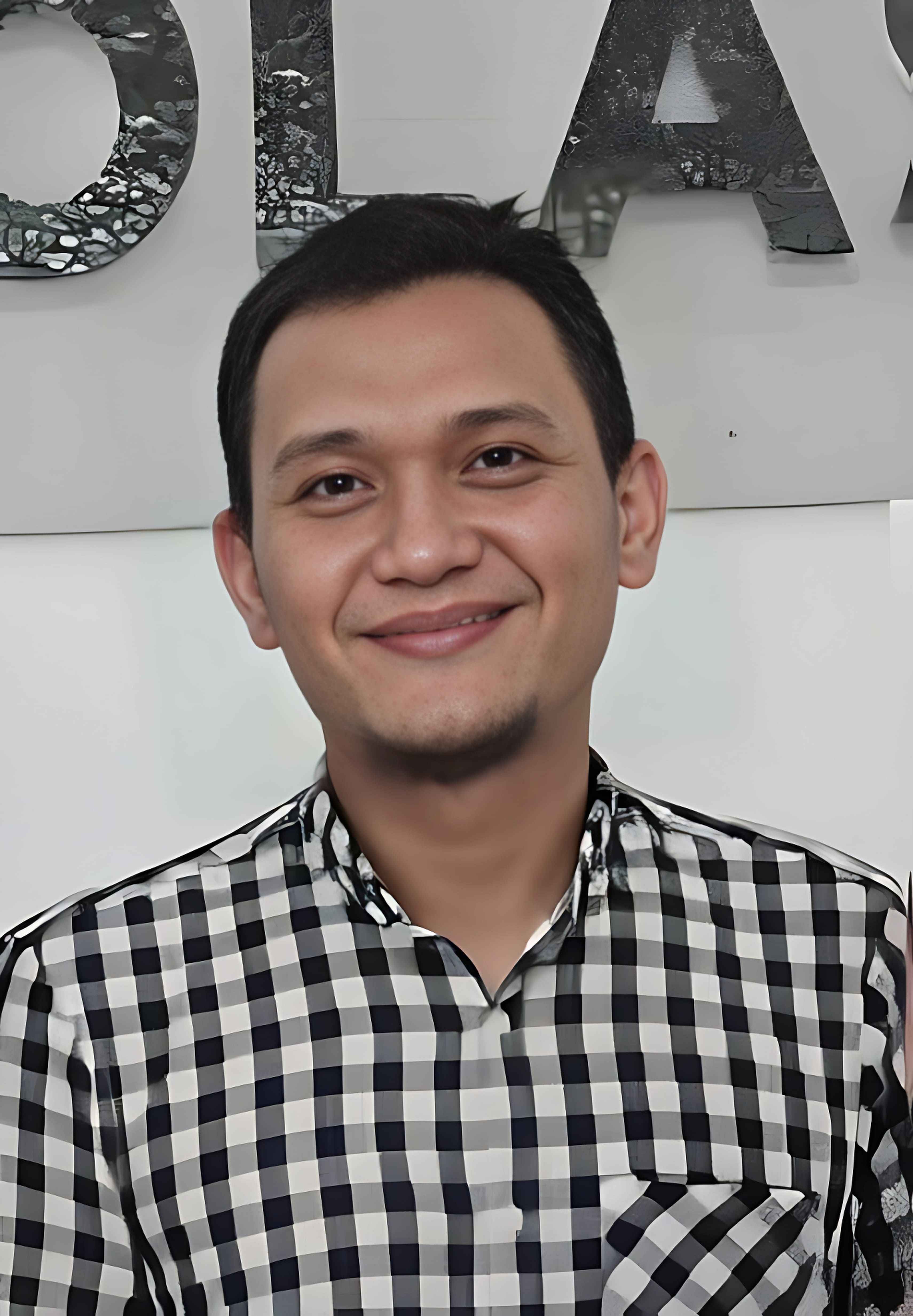 Foto Dosen AHMAD MUSTAMIR WARIS